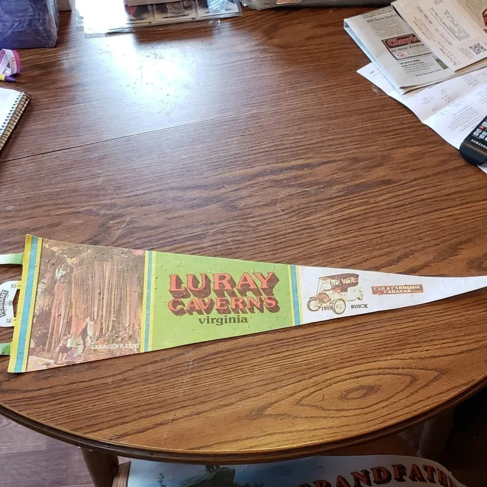 Vintage Luray Caverns Virgina 25 Inch Pennant Cars & Carriage Caravan
